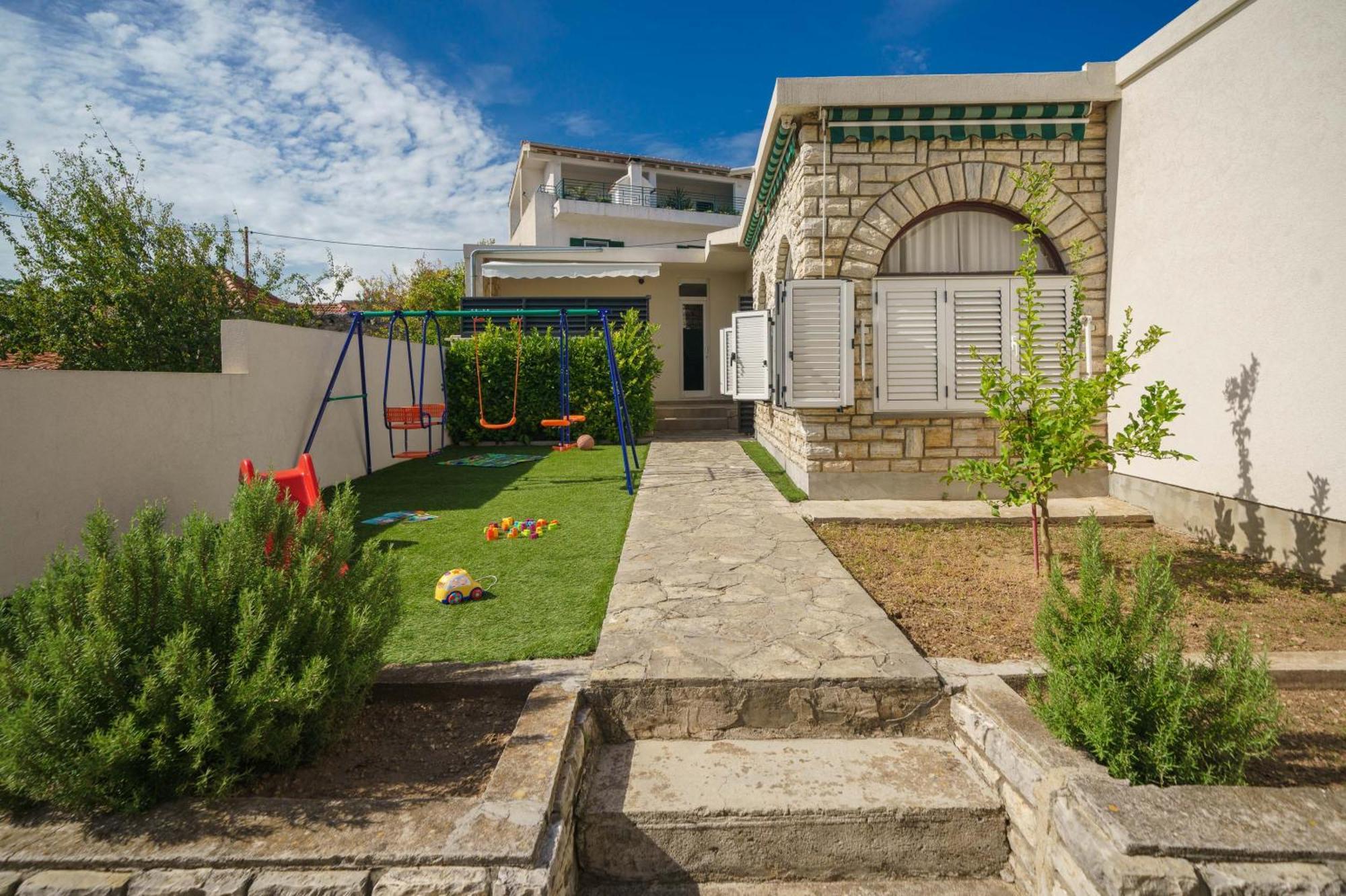 Holiday Home Oliva Vodice Exterior foto